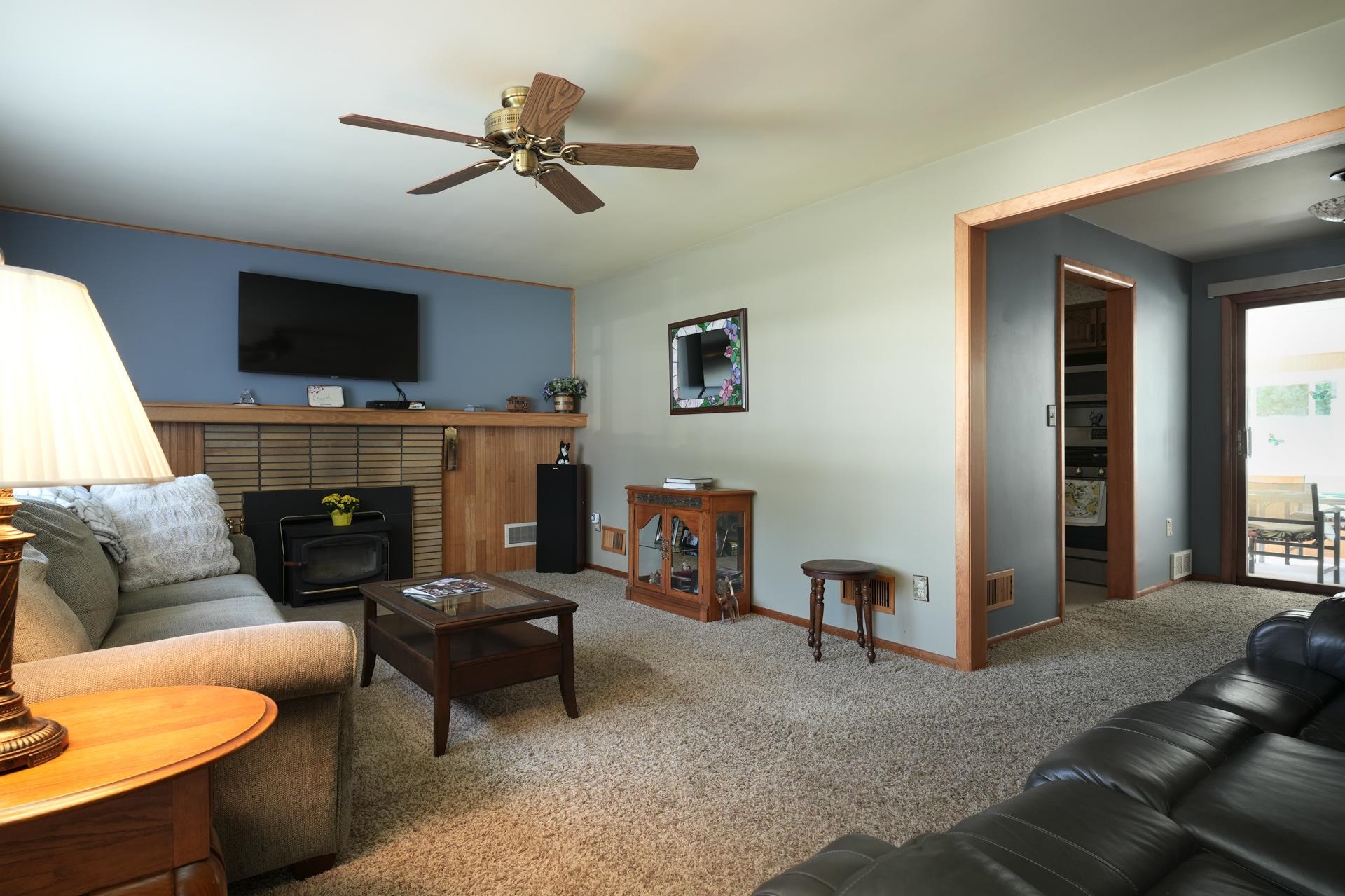 11 Killarney Drive Burlington, VT 05408 - Photo 3 of 37