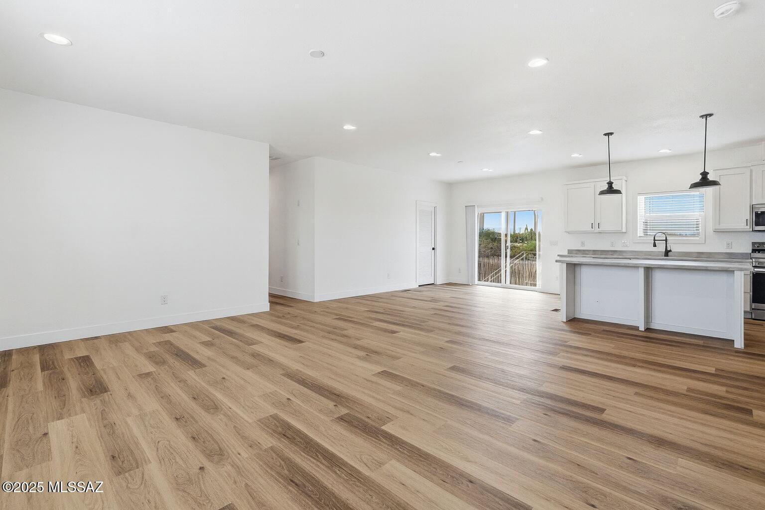 6362 North Van Ark Road Tucson, AZ 85743 - Photo 8 of 41 Gallery Image 8