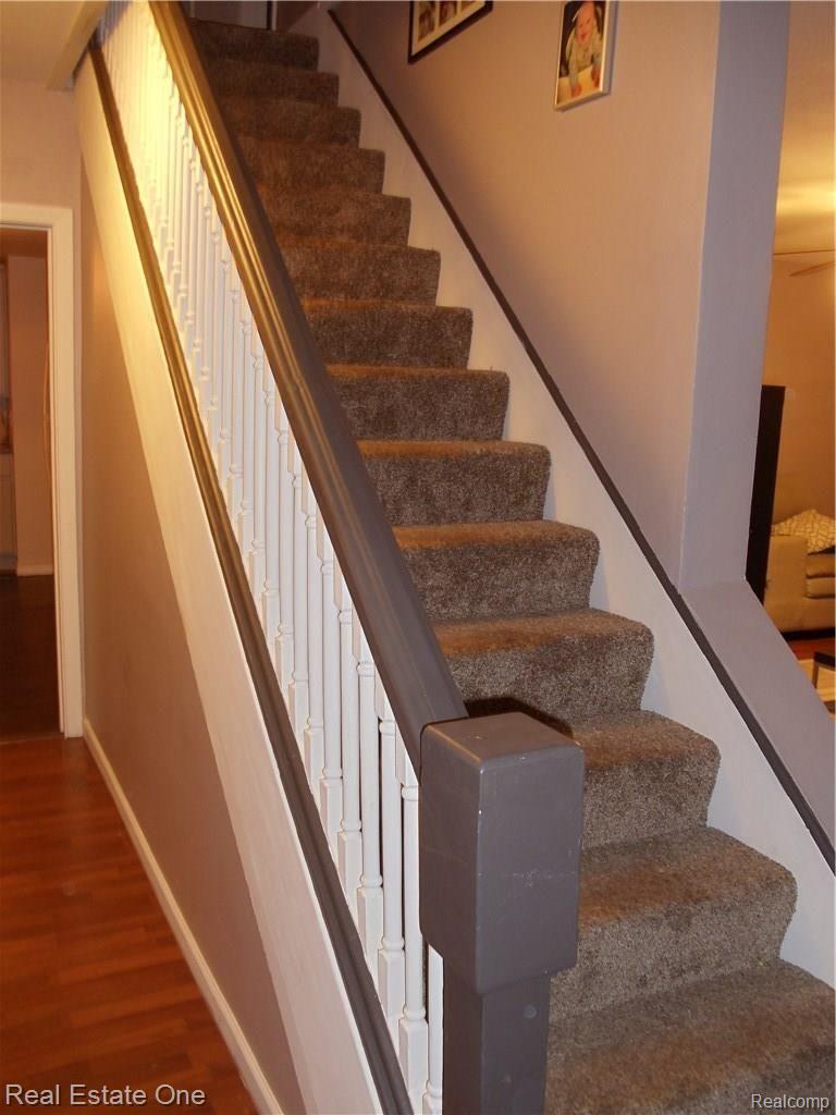 1806 Sandy Creek Road Monroe, MI 48162 - Photo 6 of 36 DSC00019.JPG