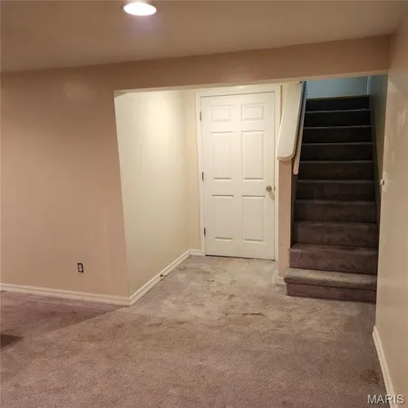 $150,000 | 940 Rogers Lane, Florissant, MO 63033