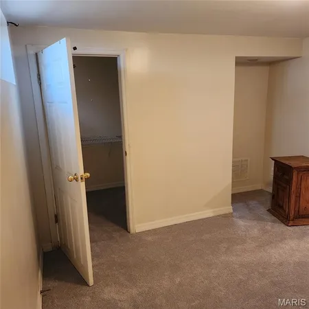 $150,000 | 940 Rogers Lane, Florissant, MO 63033