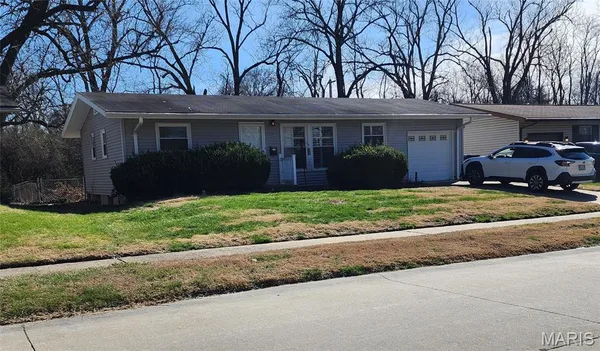$150,000 | 940 Rogers Lane, Florissant, MO 63033