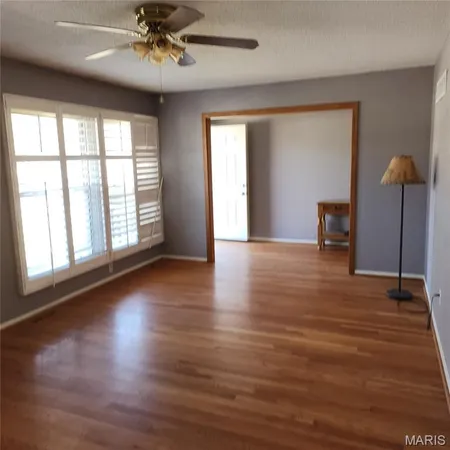 $150,000 | 940 Rogers Lane, Florissant, MO 63033