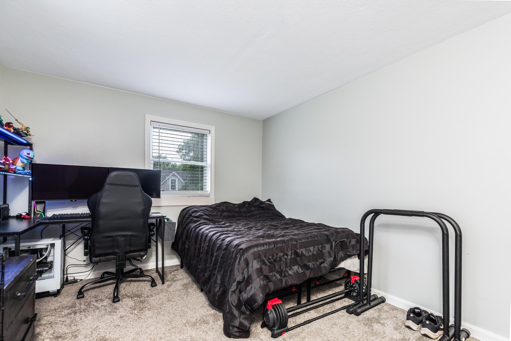 18 Brook Street Derry, NH 03038 - Photo 22 of 42