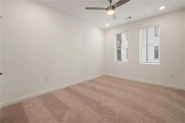 $2,500 | 388 Pratt Dr S East, Unit 2113, Atlanta, GA 30315