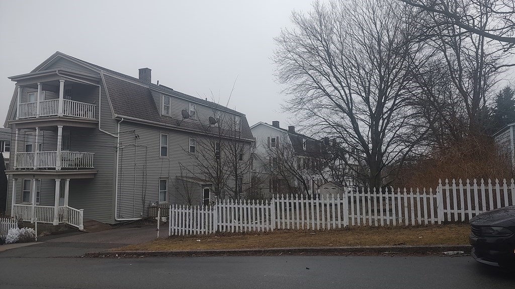 75 Broad Street Fall River, MA 02724 - Photo 1 of 16 Gallery Image 1