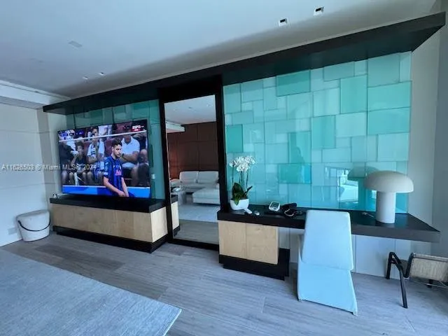 $32,000 | 17001 Collins Avenue, Unit 4504, Sunny Isles Beach, FL 33160