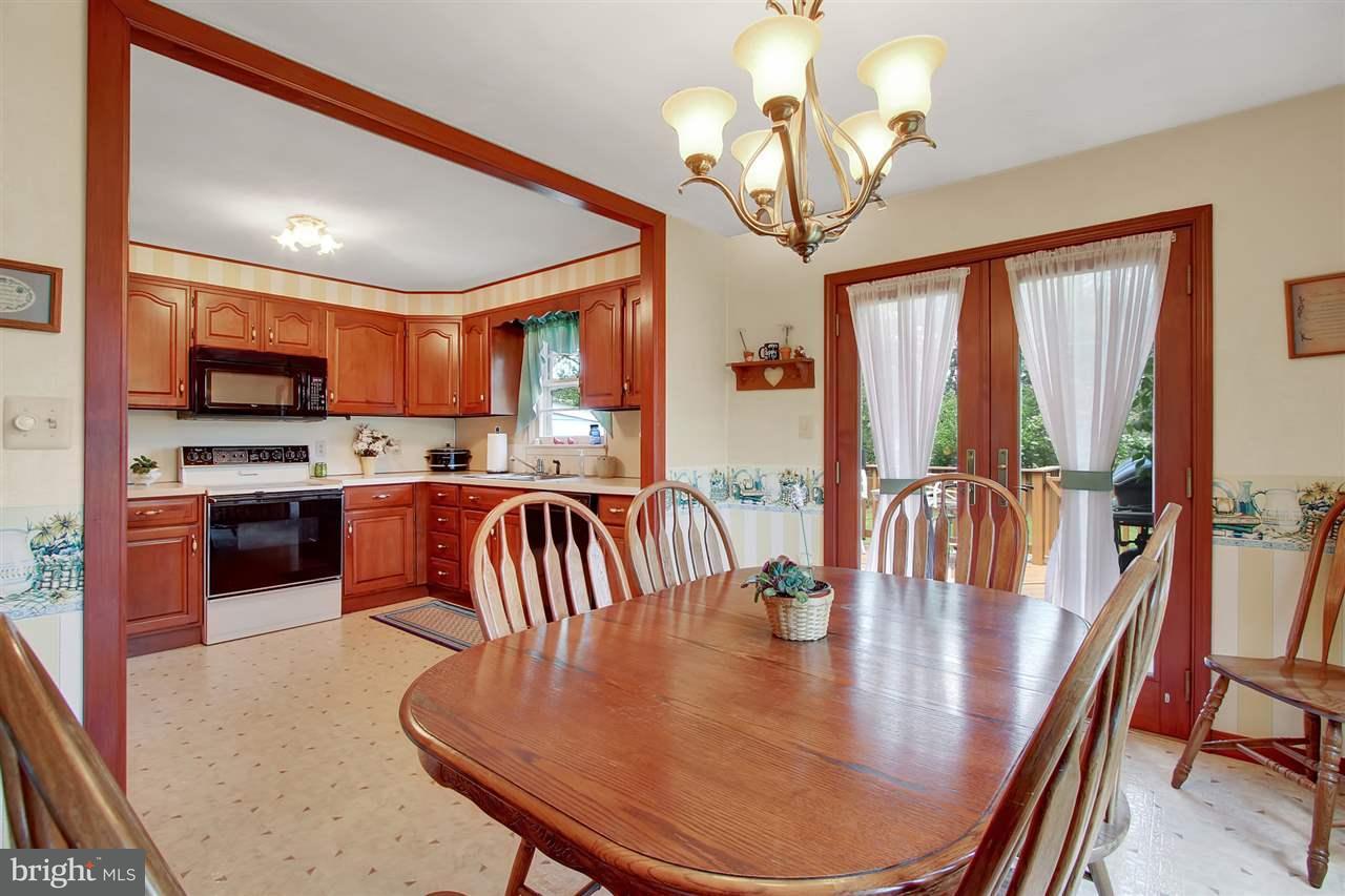 2429 Princeton Road York, PA 17402 - Photo 8 of 25 Gallery Image 8