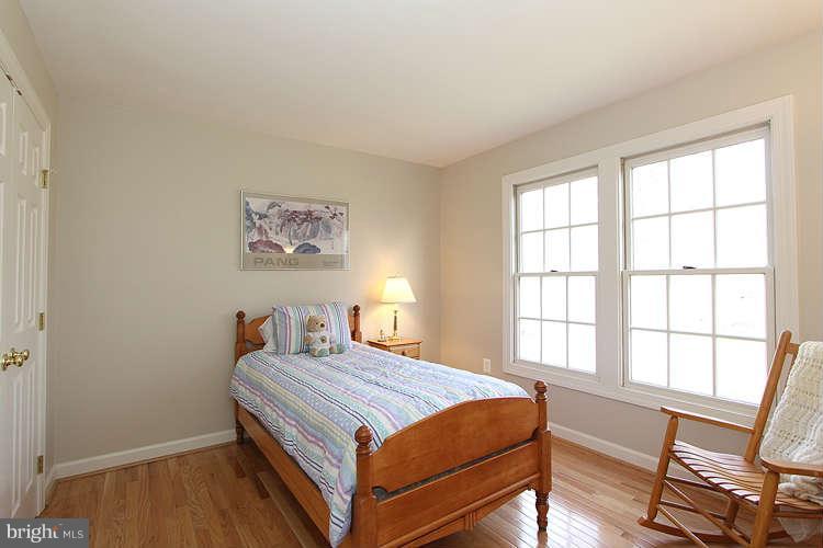 4619 Brightwood Road Olney, MD 20832 - Photo 22 of 30 Bedroom