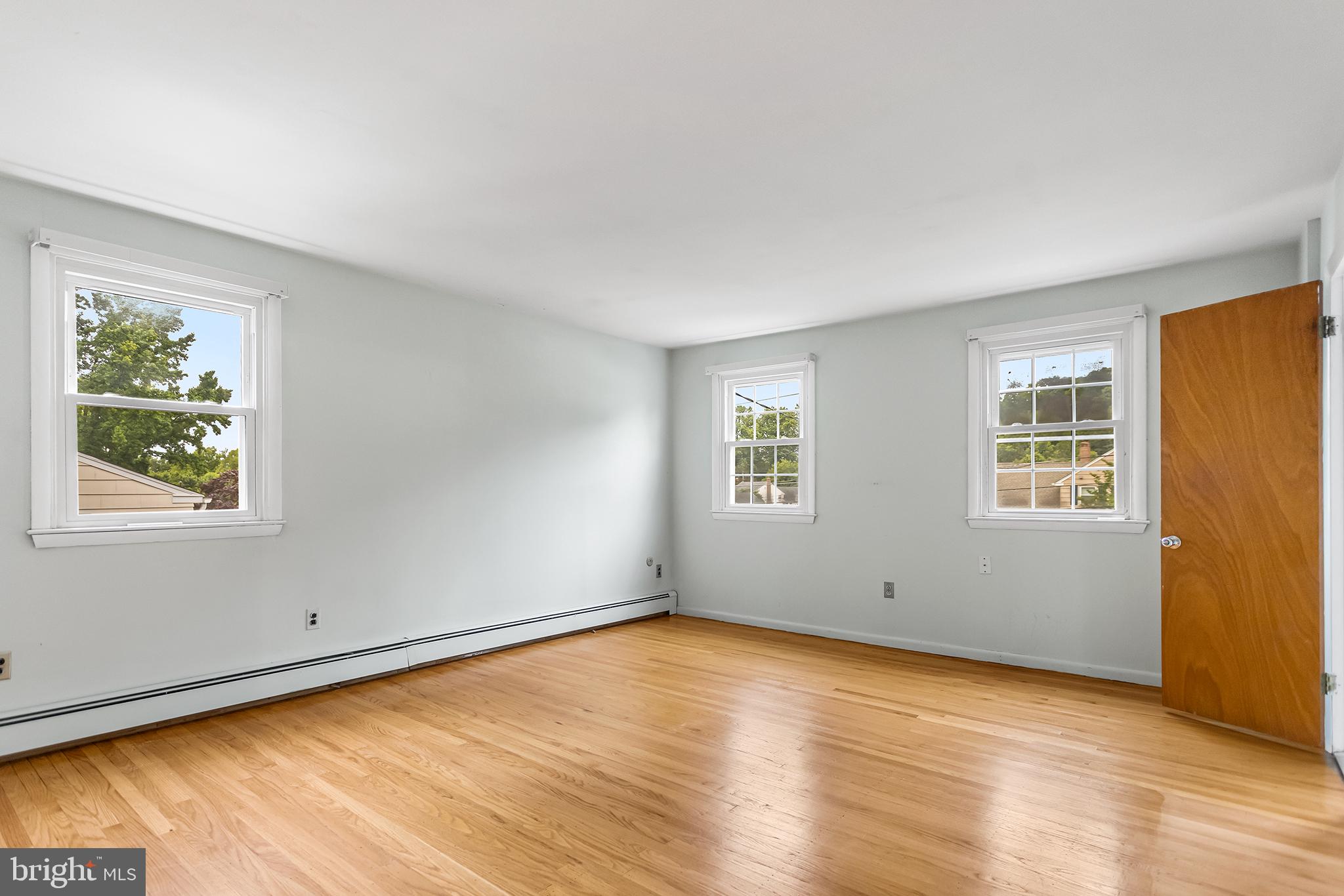 1033 Crozer Lane Springfield, PA 19064 - Photo 14 of 26 Bedroom 1