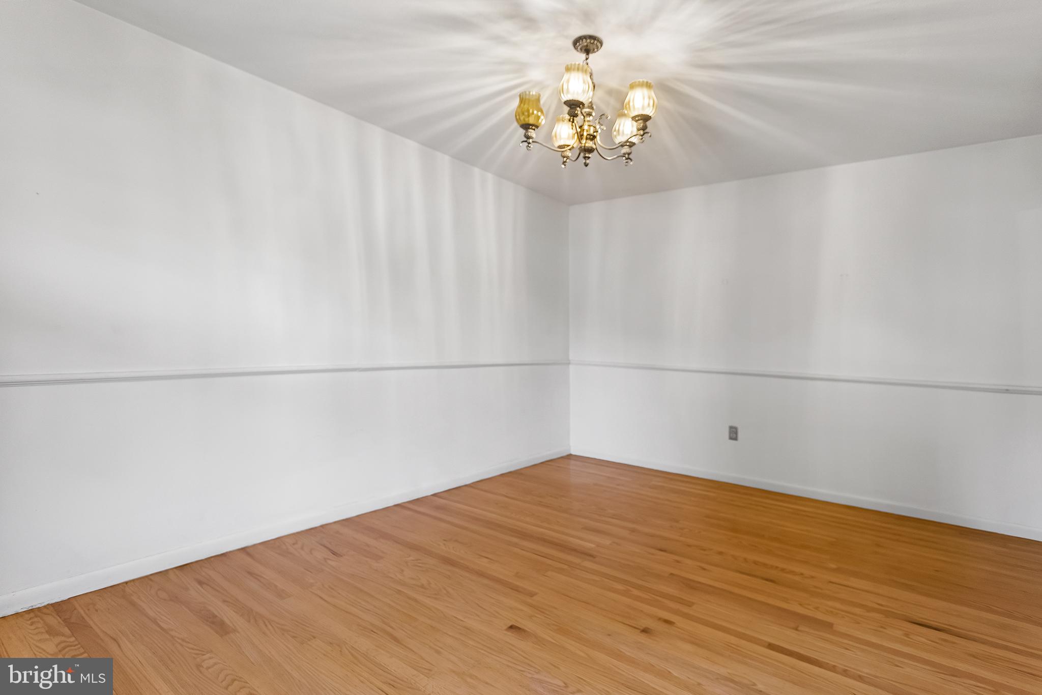 1033 Crozer Lane Springfield, PA 19064 - Photo 6 of 26 Dining Room