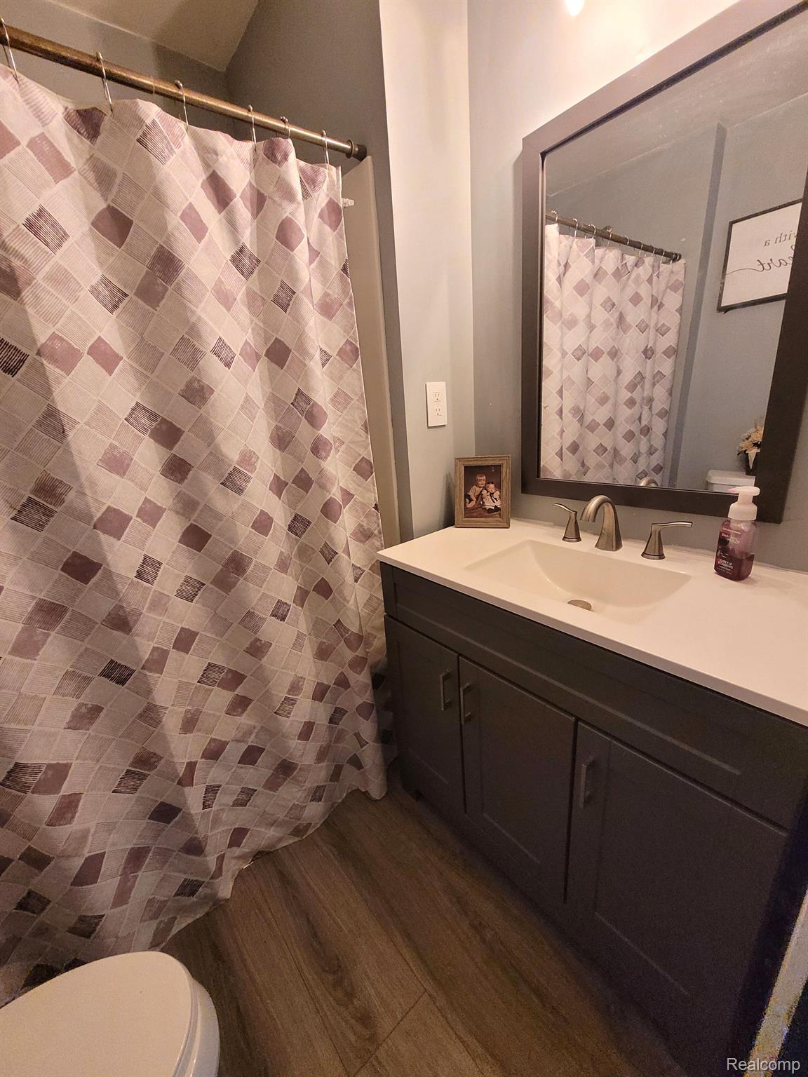 47899 Hanford Road Canton, MI 48187 - Photo 10 of 26 Gallery Image 10
