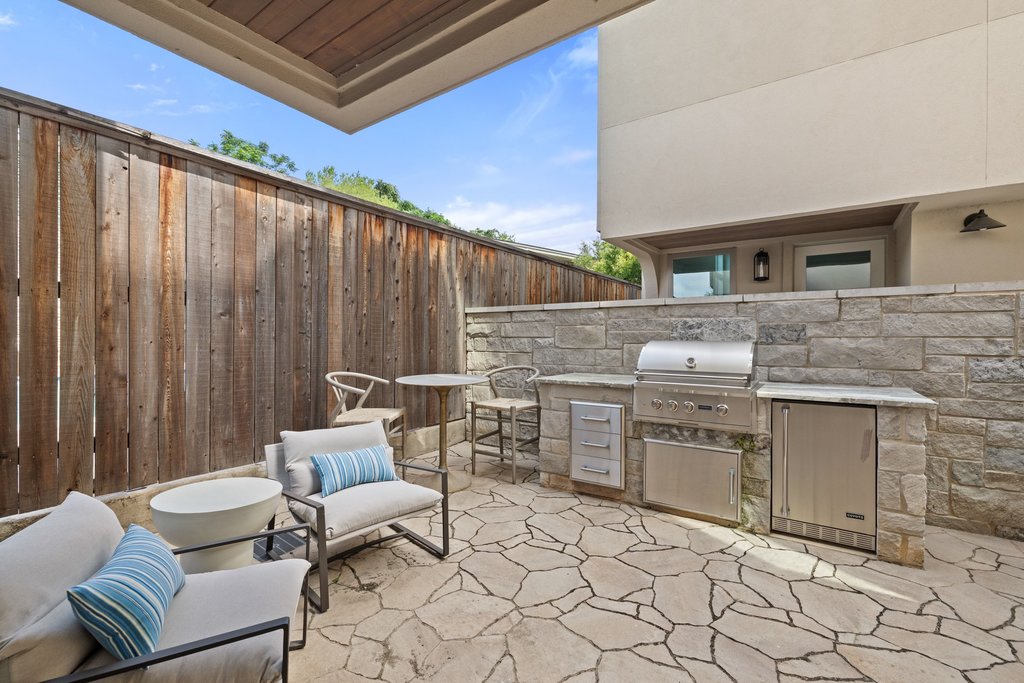 2300 Enfield Road, Unit 304 Austin, TX 78703 - Photo 14 of 16