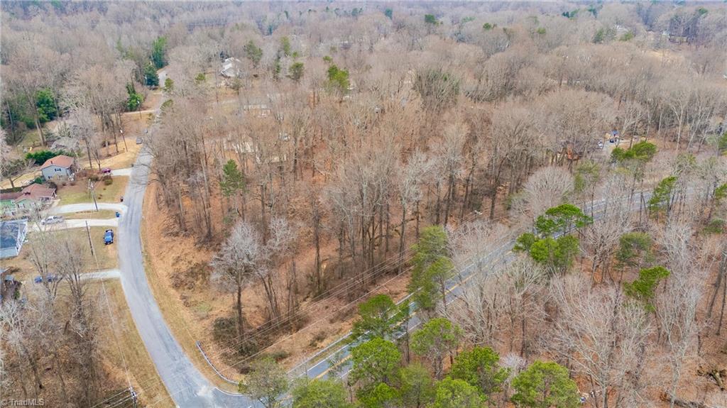 7301 Alcorn Road Greensboro, NC 27409 - Photo 3 of 10 Gallery Image 3