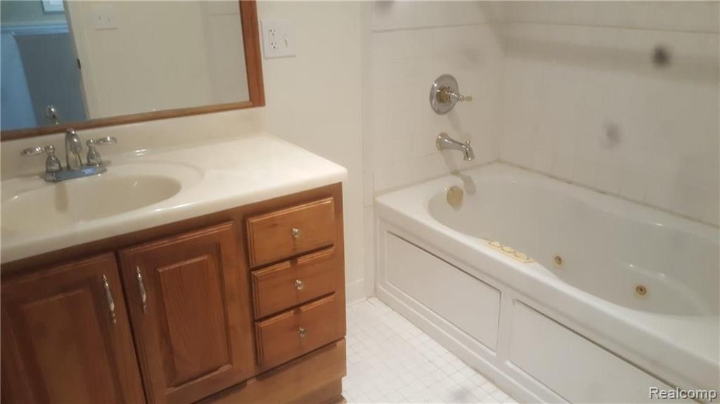 48145 Sugarbush Road Chesterfield, MI 48047 - Photo 15 of 40