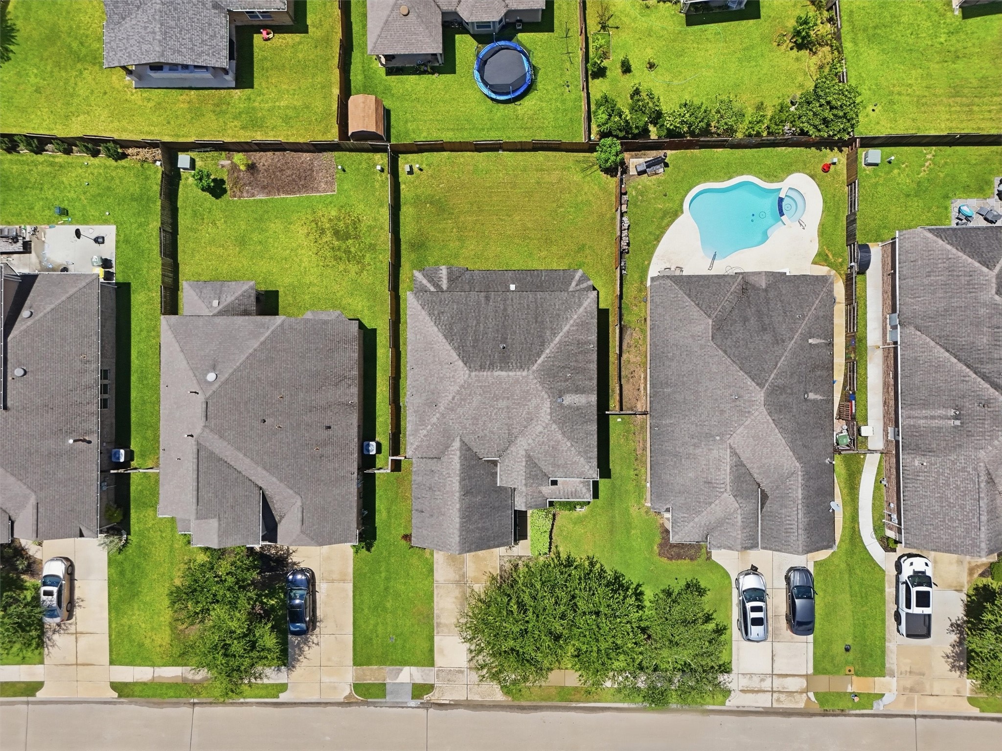1908 Sunset Terrace Lane Pearland, TX 77089 - Photo 28 of 35 Bird’s-eye view of the home.