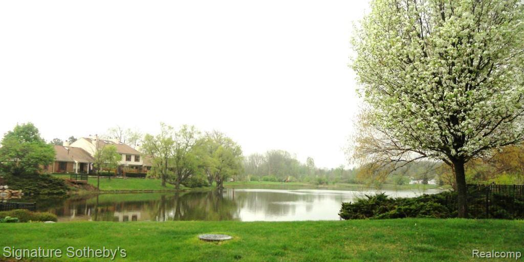 22262 Pondview, Unit 19 Novi, MI 48375 - Photo 29 of 29