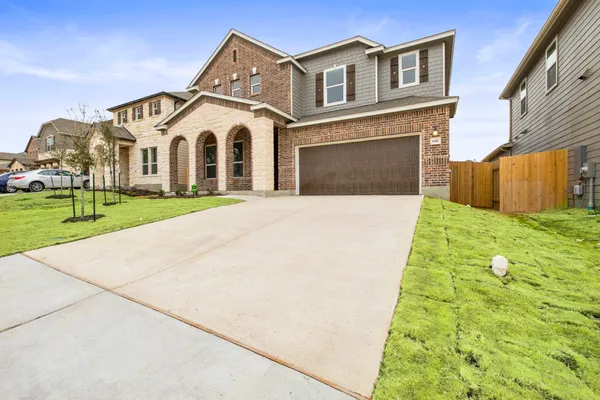 $2,450 | 1917 Stringer Pass, Leander, TX 78641