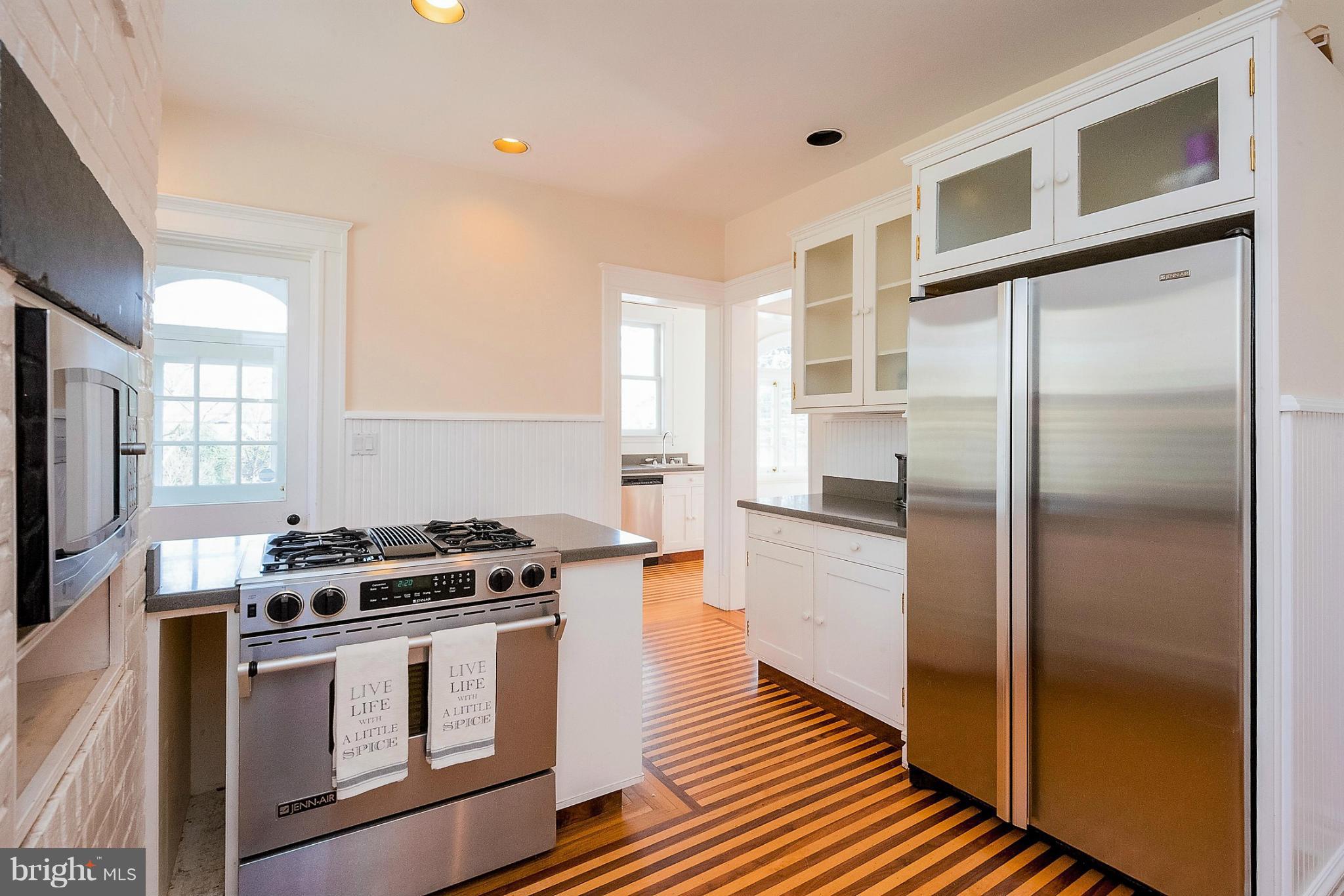 425 Hawthorn Road Baltimore, MD 21210 - Photo 14 of 30 Kitchen