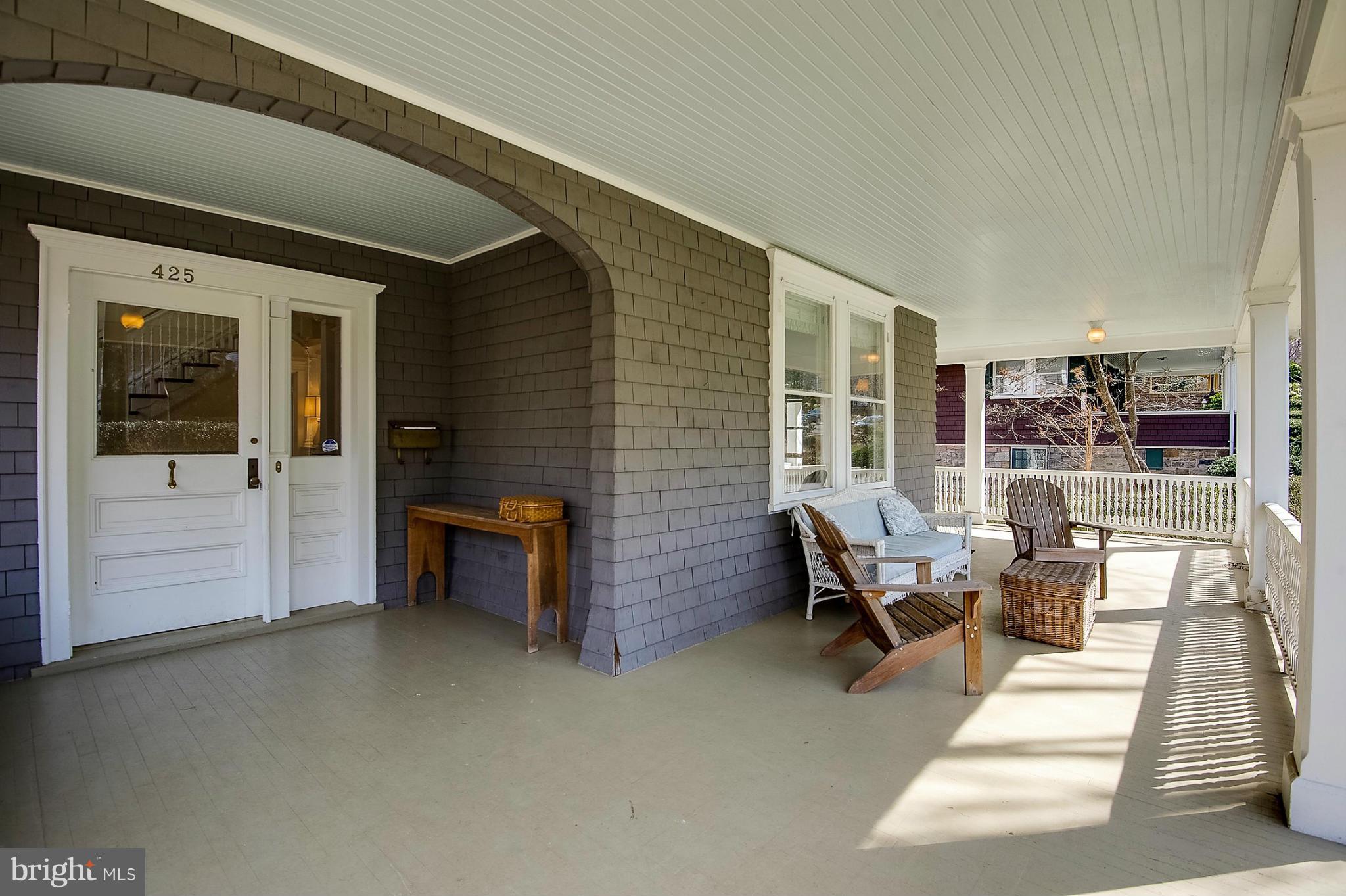 425 Hawthorn Road Baltimore, MD 21210 - Photo 3 of 30 Wrap around porch