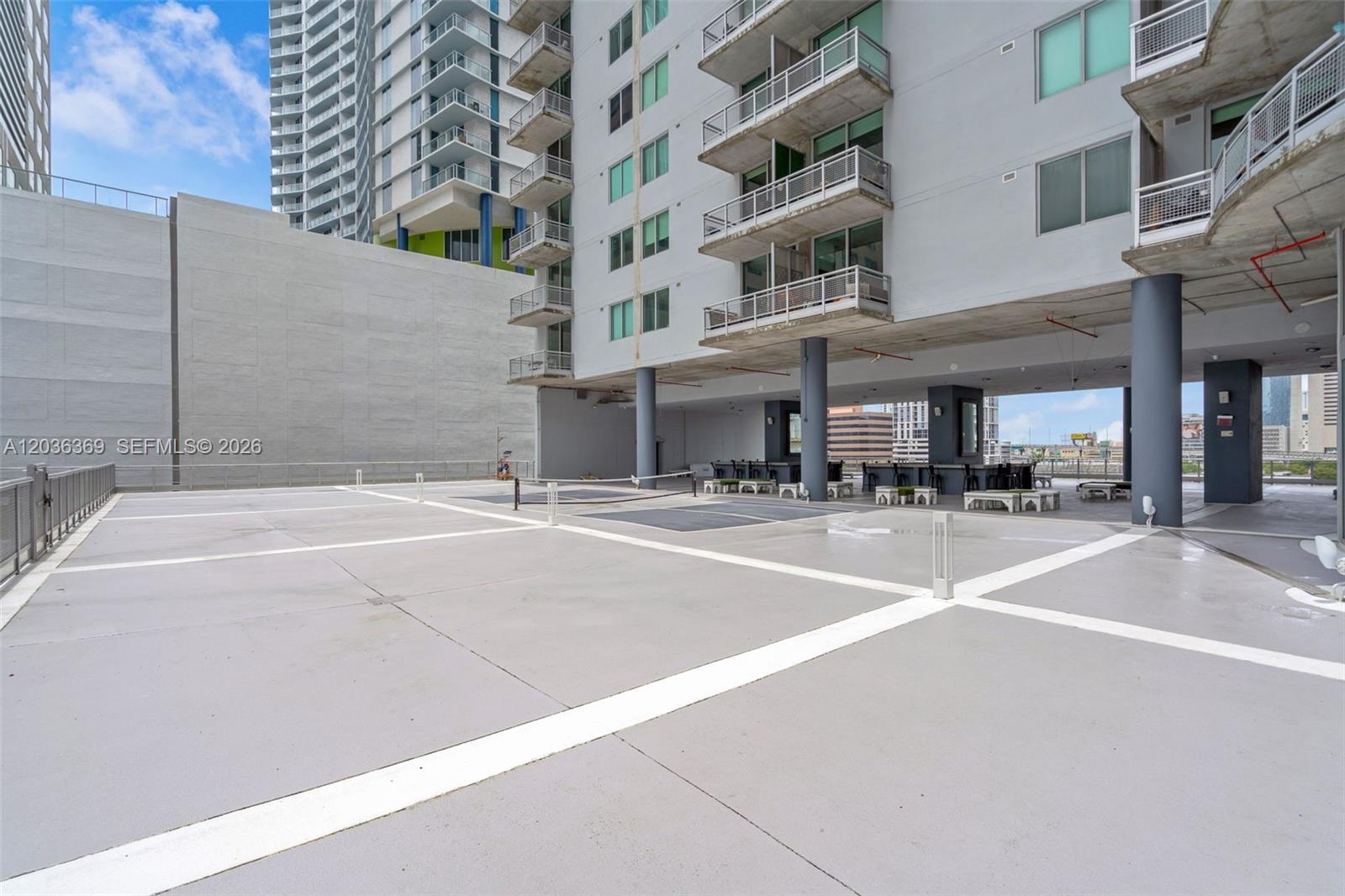 690 Southwest 1st Court, Unit PHII16 Miami, FL 33130 - Photo 24 of 32