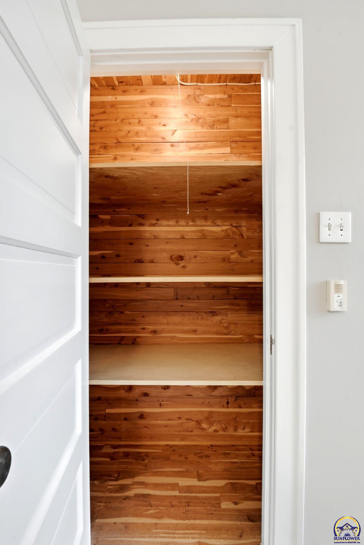 3154 Southwest 15th Street Topeka, KS 66604 - Photo 24 of 68