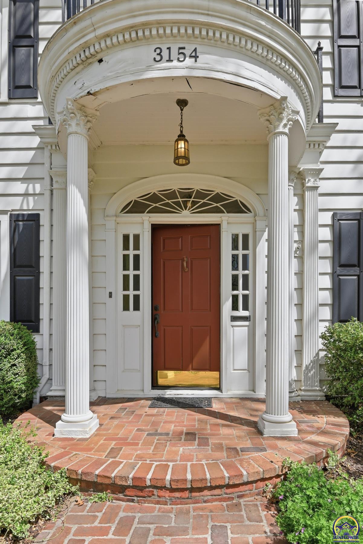 3154 Southwest 15th Street Topeka, KS 66604 - Photo 3 of 68