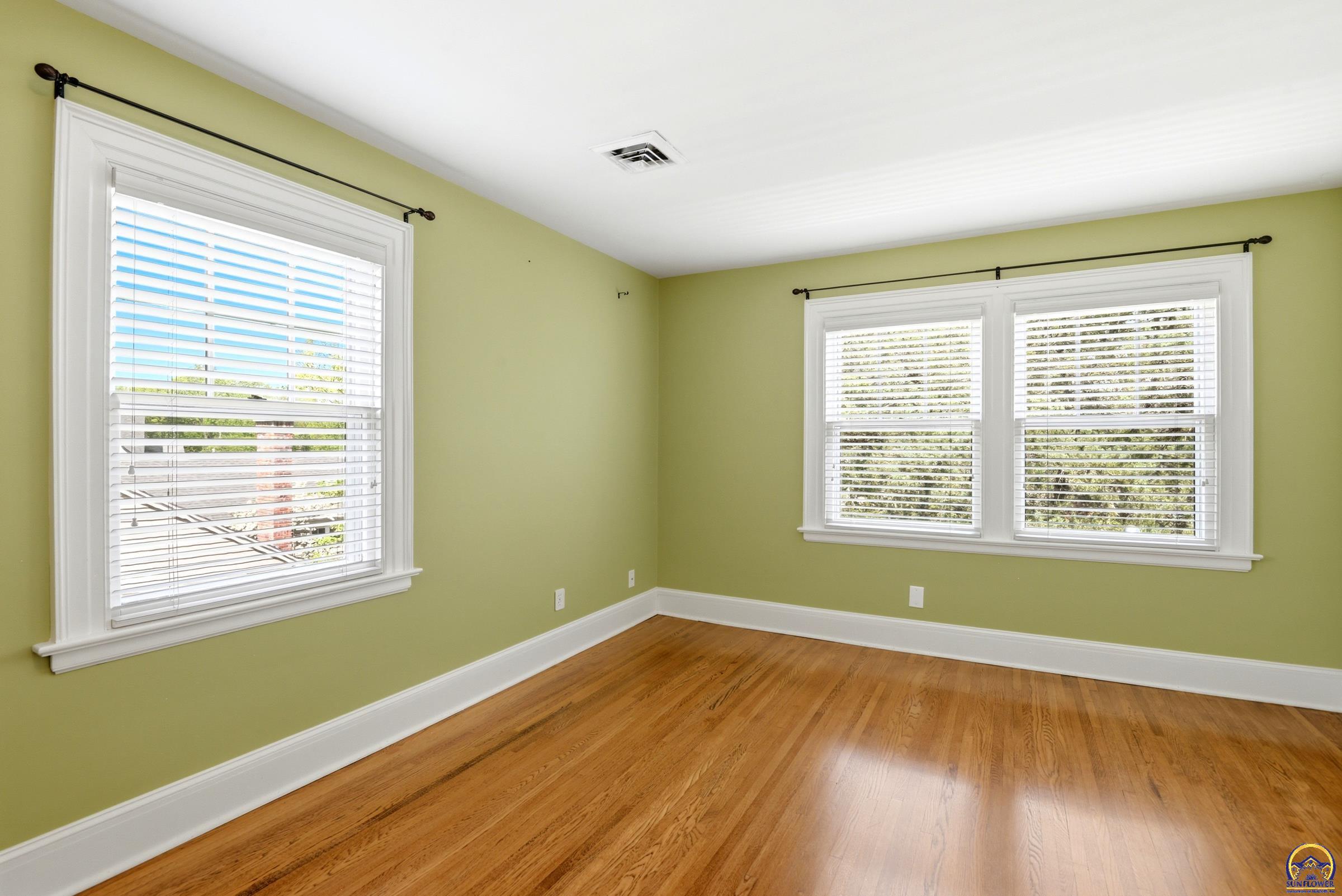 3154 Southwest 15th Street Topeka, KS 66604 - Photo 34 of 68