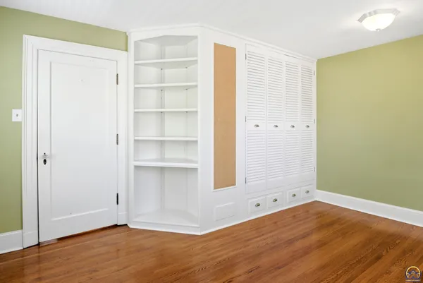 $550,000 | 3154 Southwest 15th Street, Topeka, KS 66604