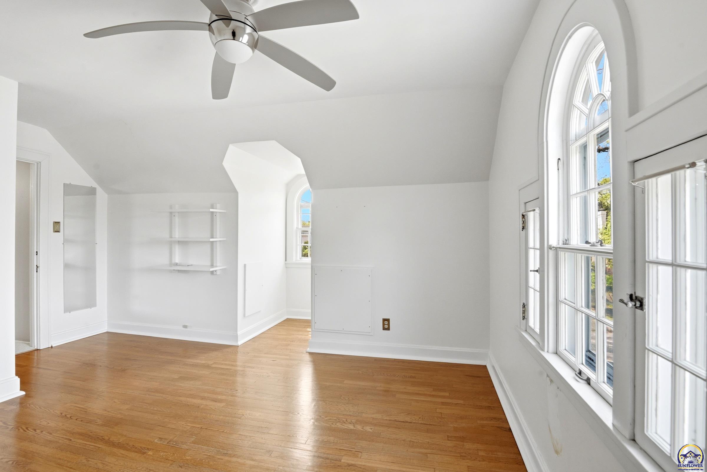 3154 Southwest 15th Street Topeka, KS 66604 - Photo 37 of 68