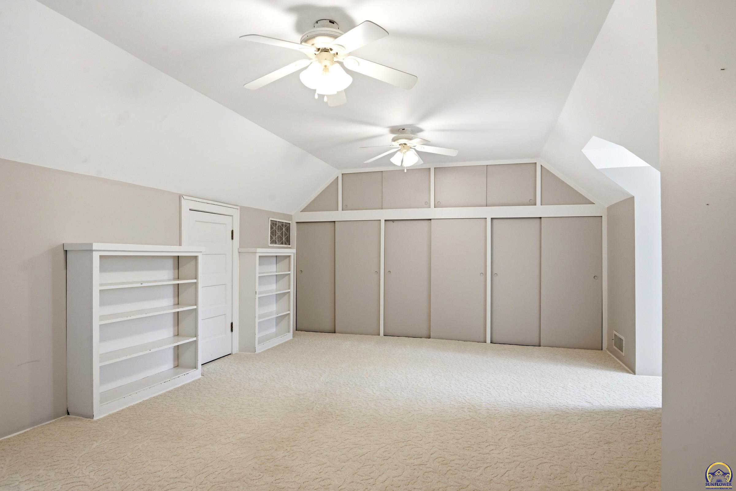 3154 Southwest 15th Street Topeka, KS 66604 - Photo 39 of 68