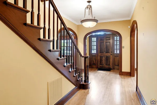 $550,000 | 3154 Southwest 15th Street, Topeka, KS 66604