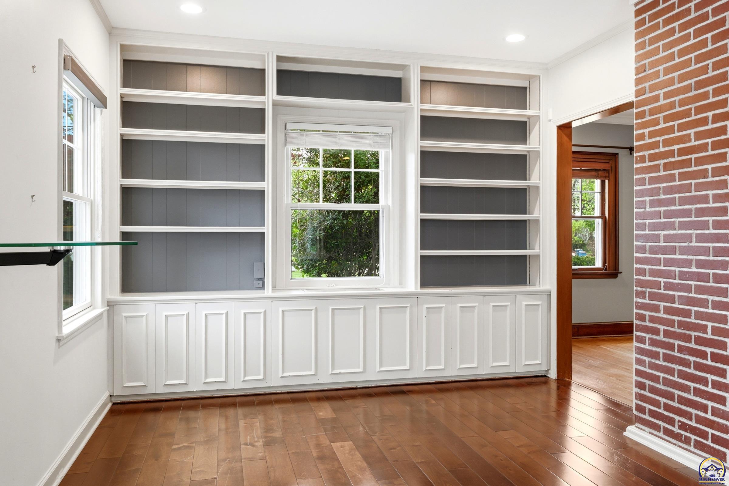 3154 Southwest 15th Street Topeka, KS 66604 - Photo 9 of 68