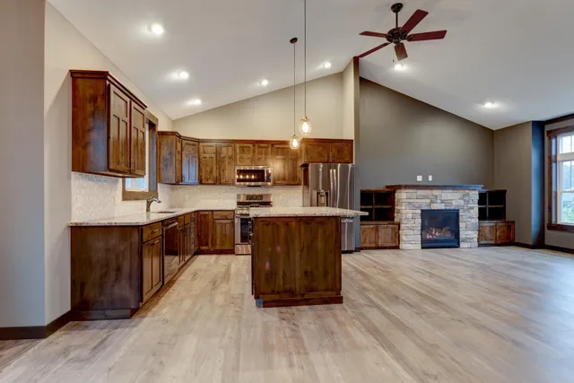 $489,900 | 1639 75th Avenue, Hammond, WI 54015