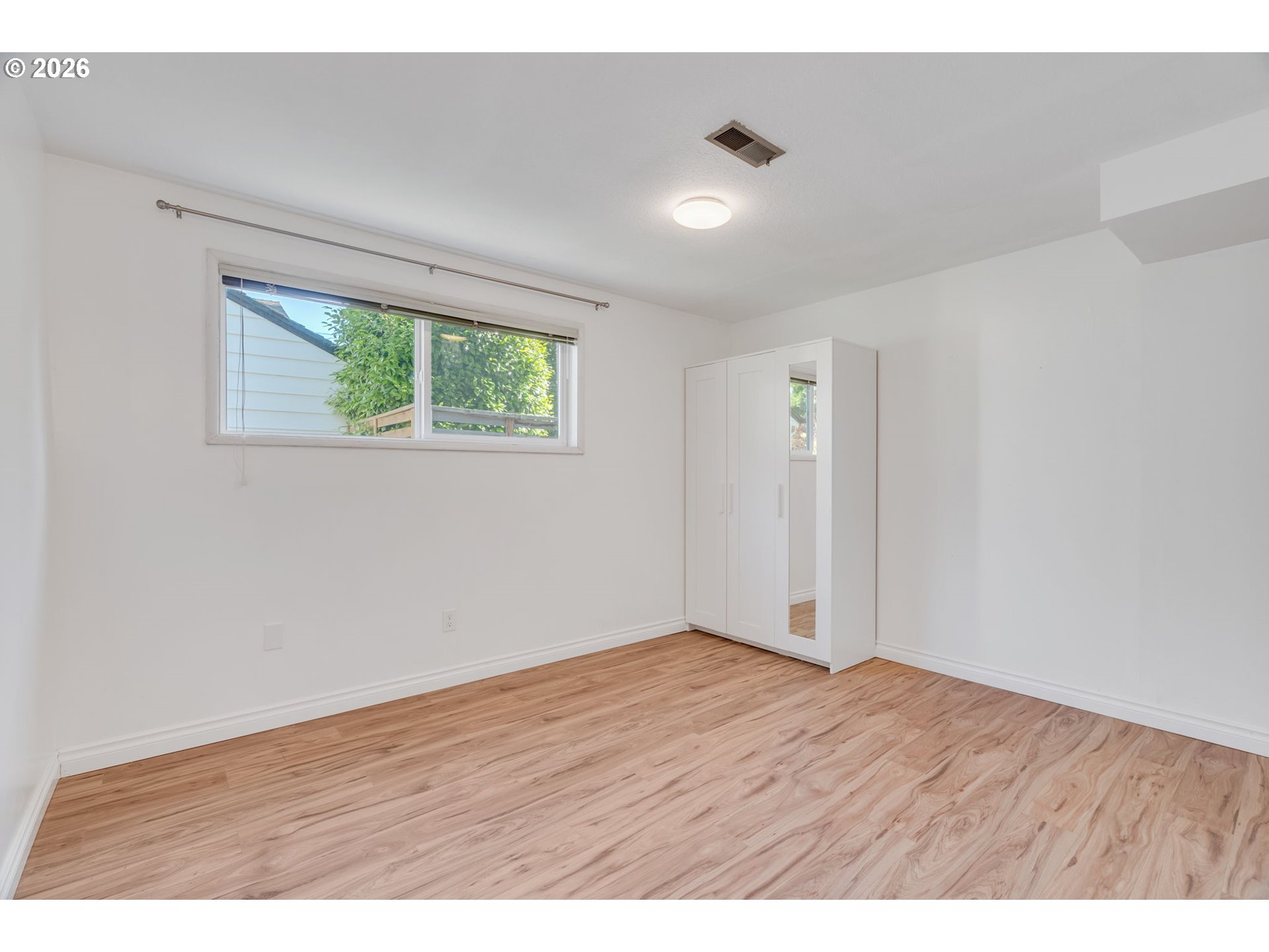 6255 Southwest Elm Avenue Beaverton, OR 97005 - Photo 35 of 48
