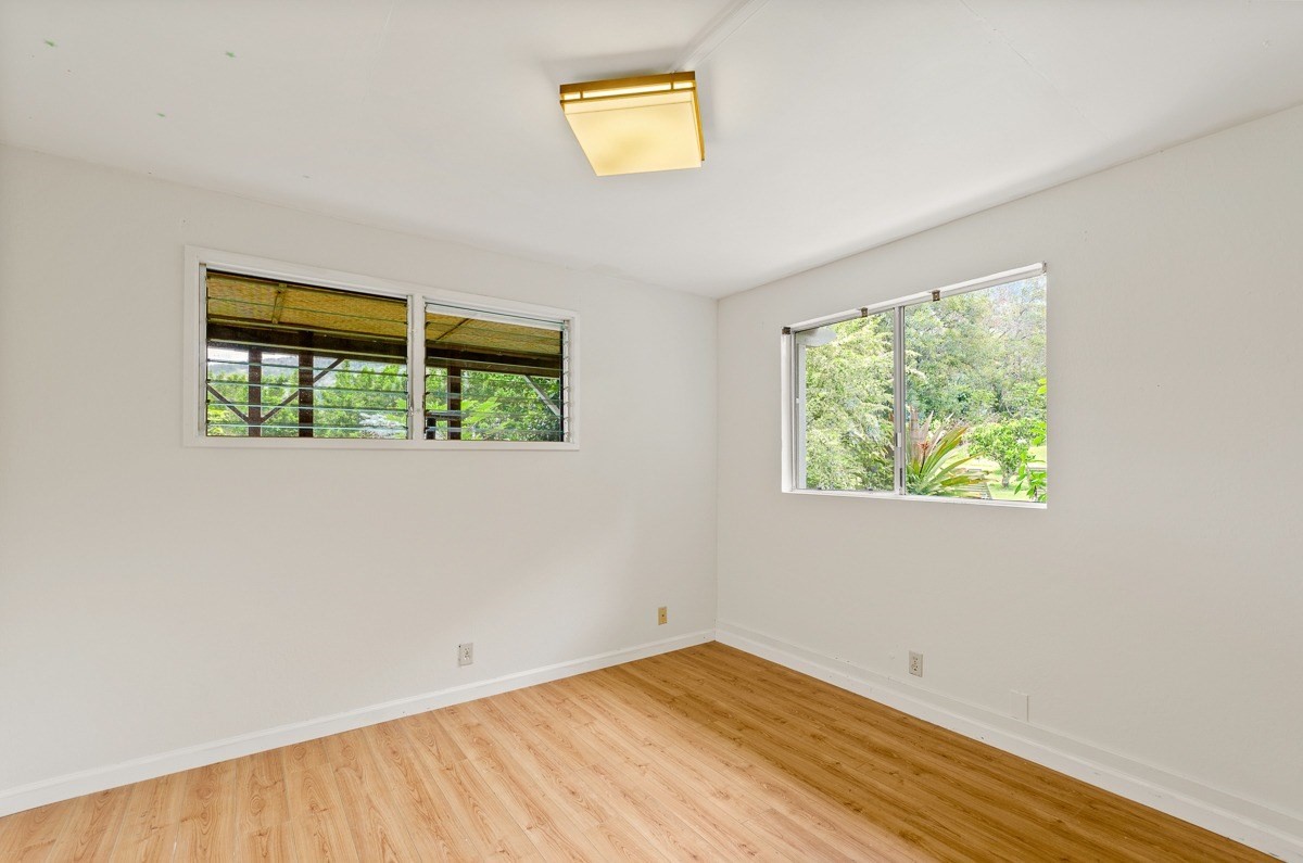 83-5434-C Middle Keei Road Captain Cook, HI 96704 - Photo 23 of 30 an empty room with a window