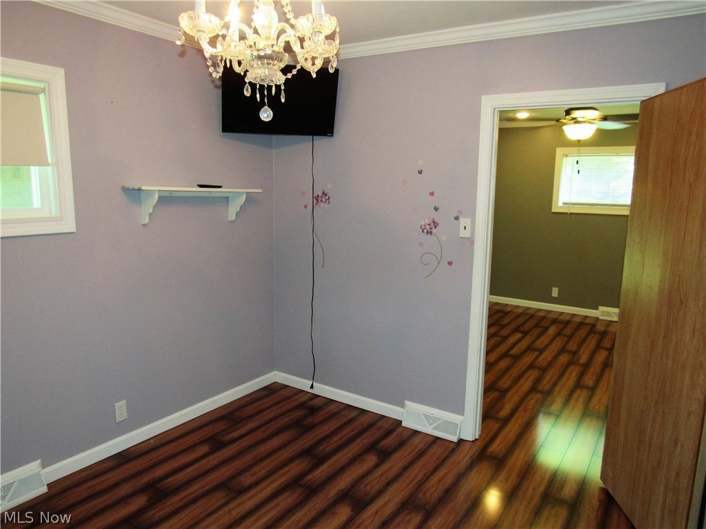 5516 Shaffer Road Northwest Warren, OH 44481 - Photo 11 of 25 Gallery Image 11
