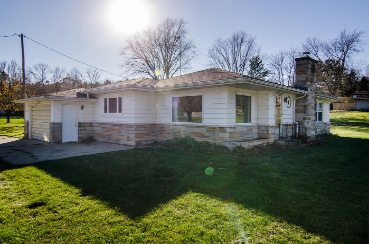 2930 Copp Road Niles, MI 49120 - Photo 1 of 24 Spansail-6