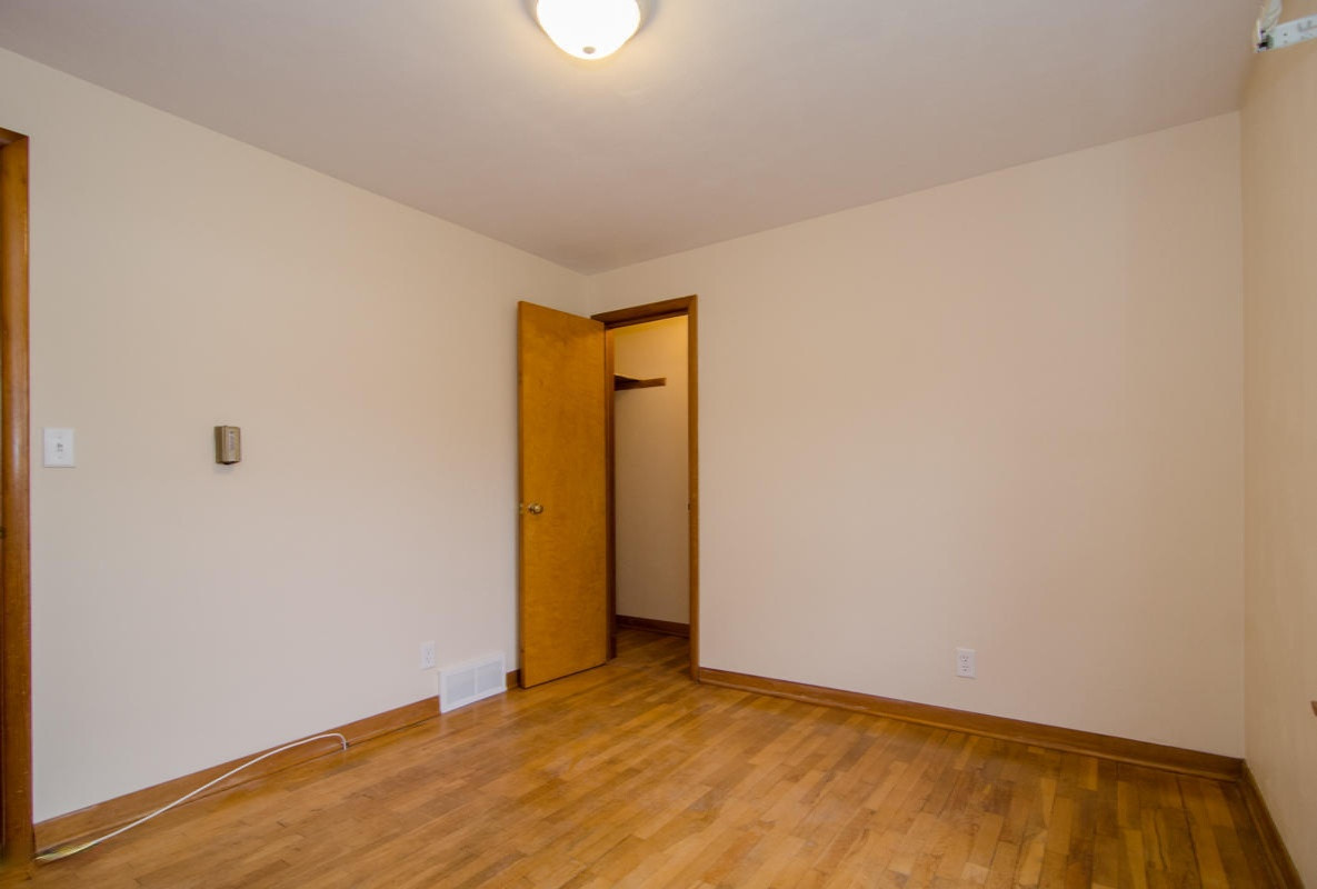 2930 Copp Road Niles, MI 49120 - Photo 17 of 24 Copp Inside-7