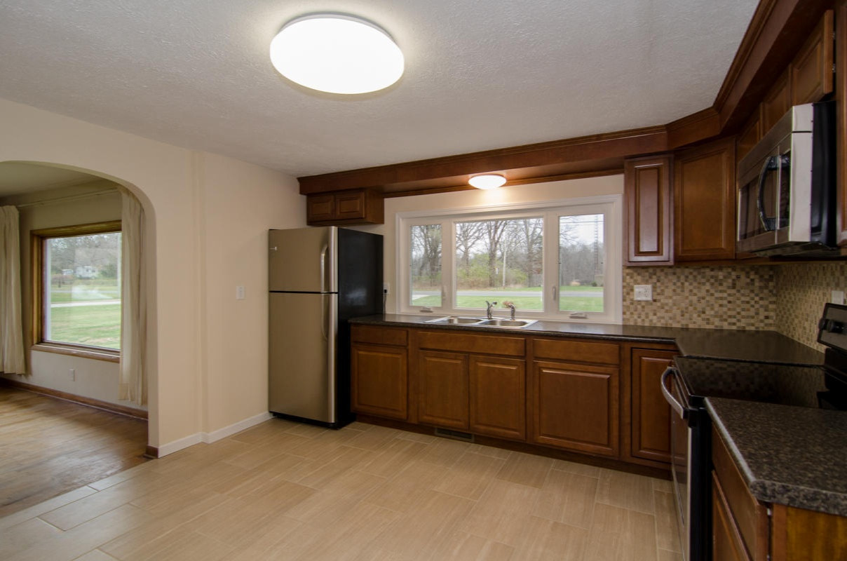 2930 Copp Road Niles, MI 49120 - Photo 3 of 24 Copp Inside-4