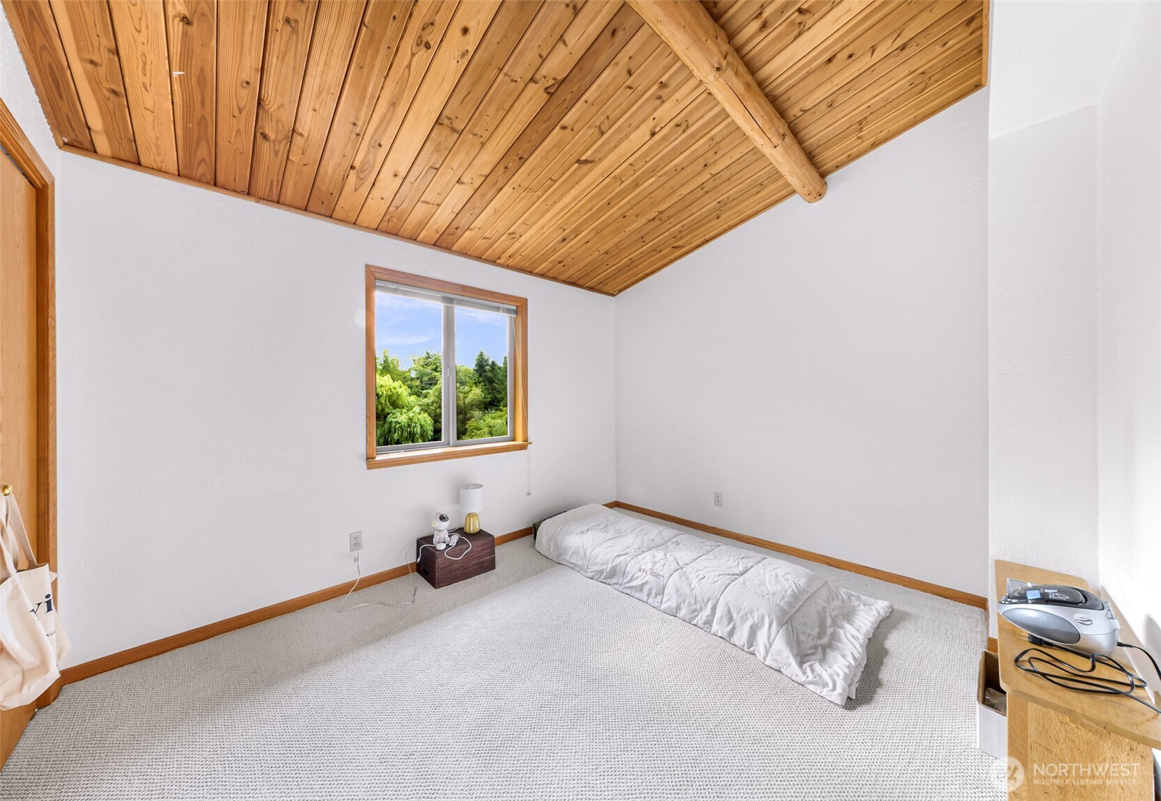 9515 Sunrise Road Blaine, WA 98230 - Photo 24 of 40