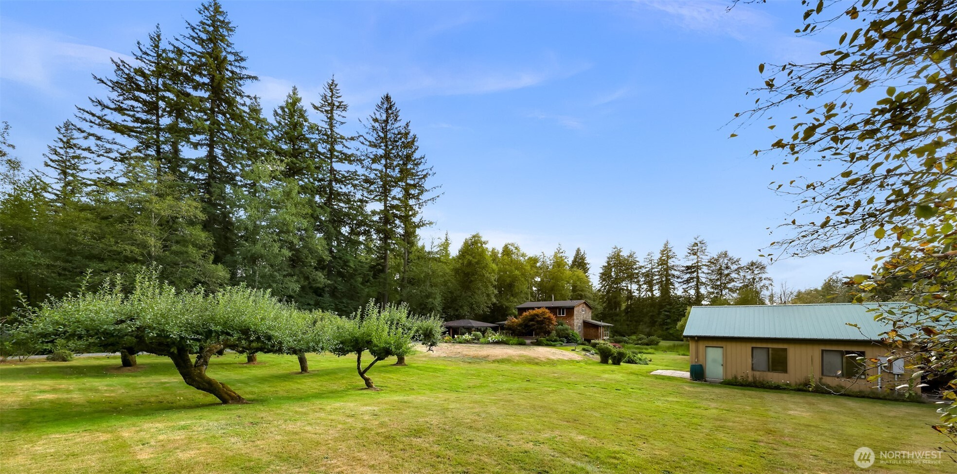 9515 Sunrise Road Blaine, WA 98230 - Photo 37 of 40