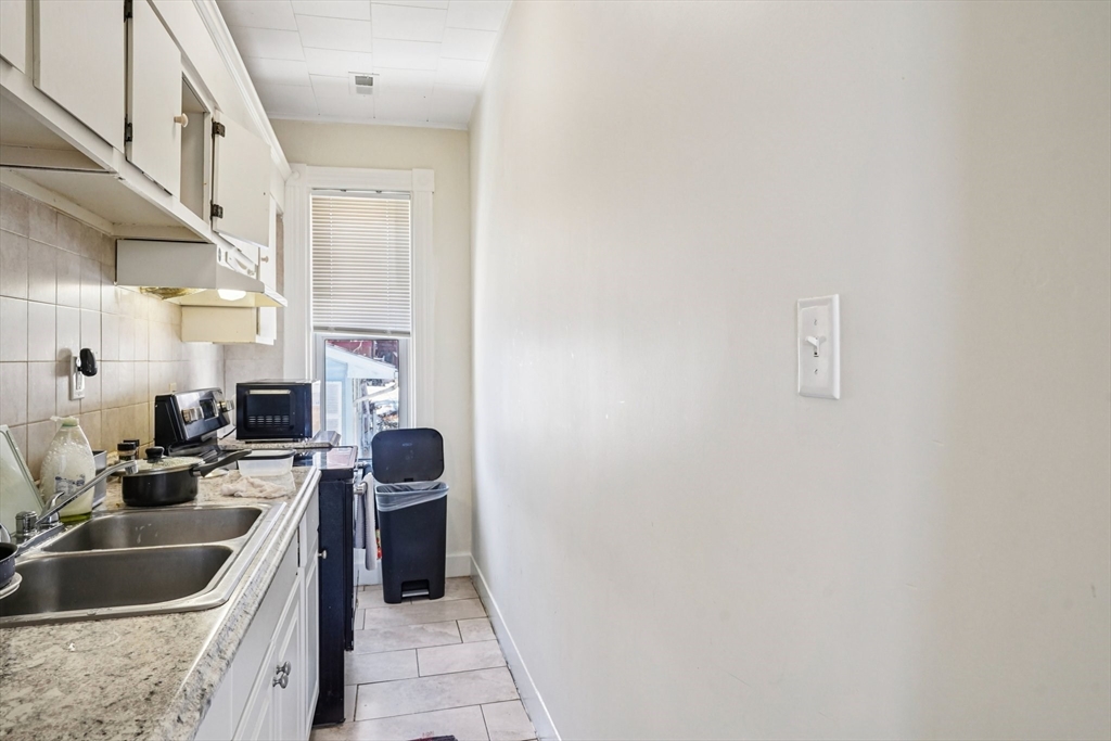 50 Whipple Street Worcester, MA 01607 - Photo 22 of 30