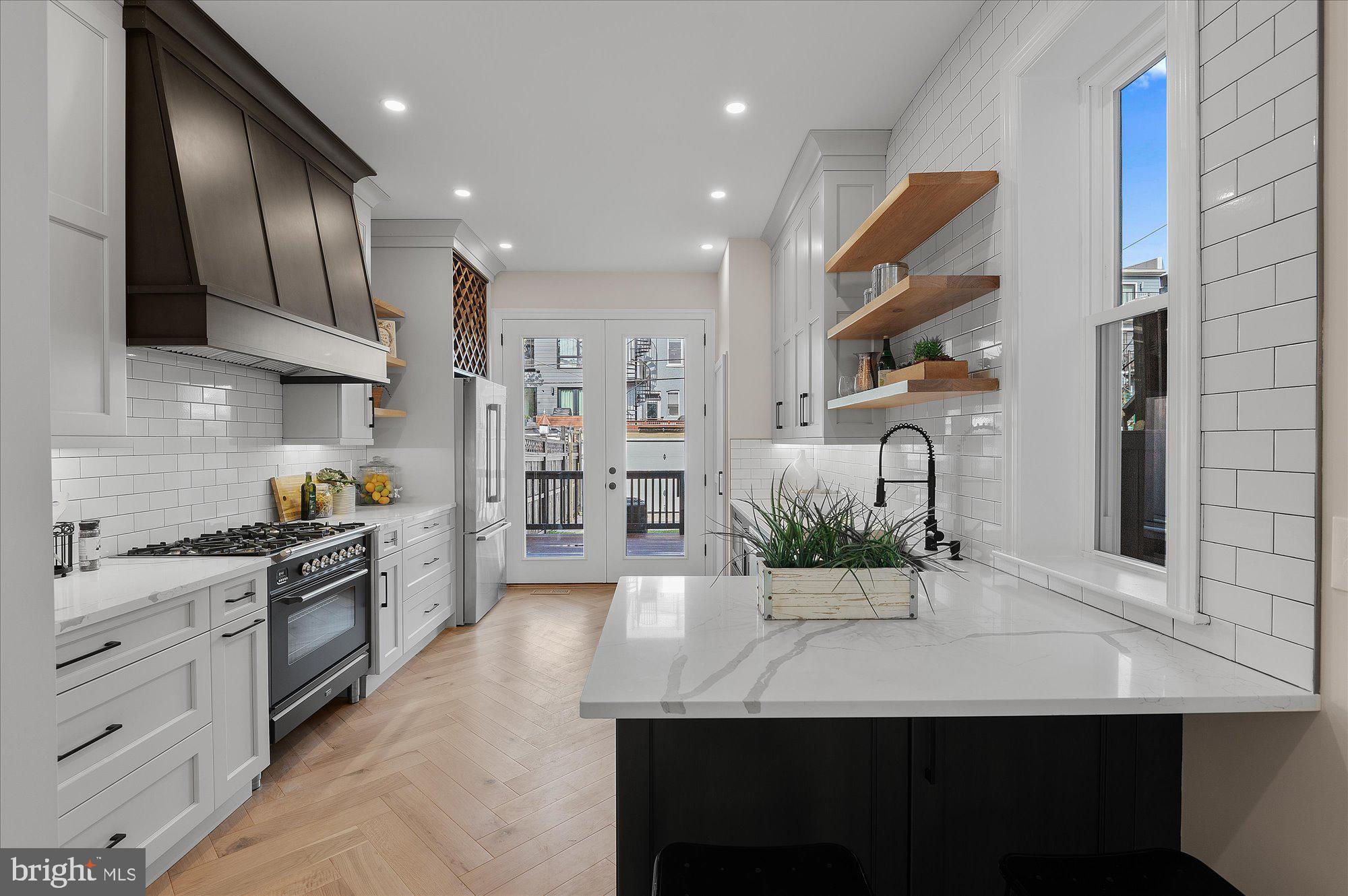 55 R Street Northwest Washington, DC 20001 - Photo 13 of 57