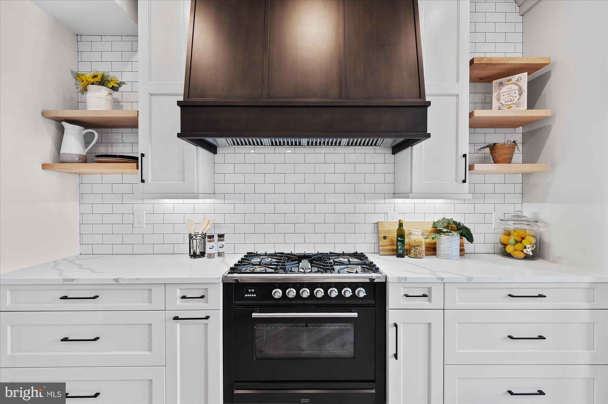 55 R Street Northwest Washington, DC 20001 - Photo 20 of 57