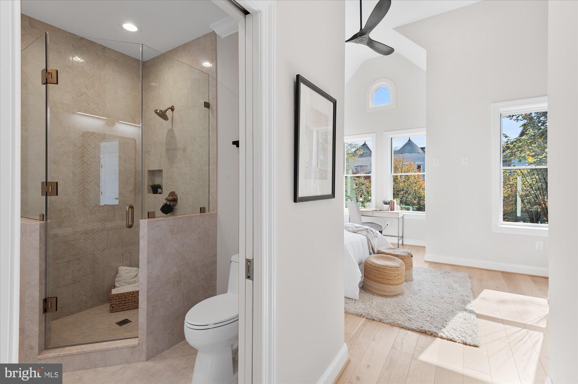 55 R Street Northwest Washington, DC 20001 - Photo 27 of 57