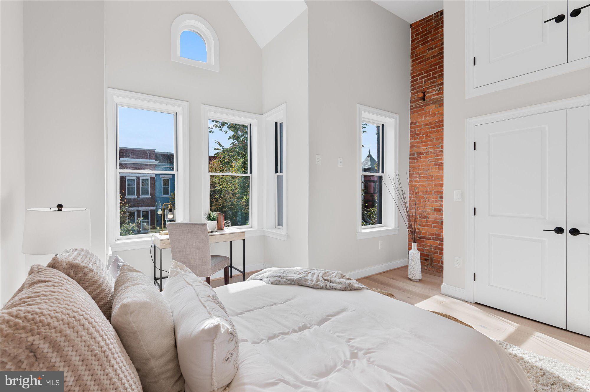 55 R Street Northwest Washington, DC 20001 - Photo 30 of 57