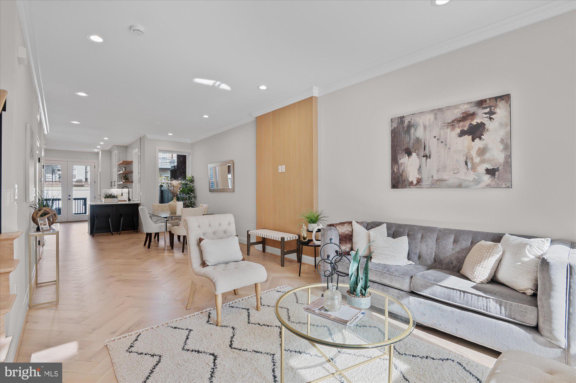 55 R Street Northwest Washington, DC 20001 - Photo 3 of 57