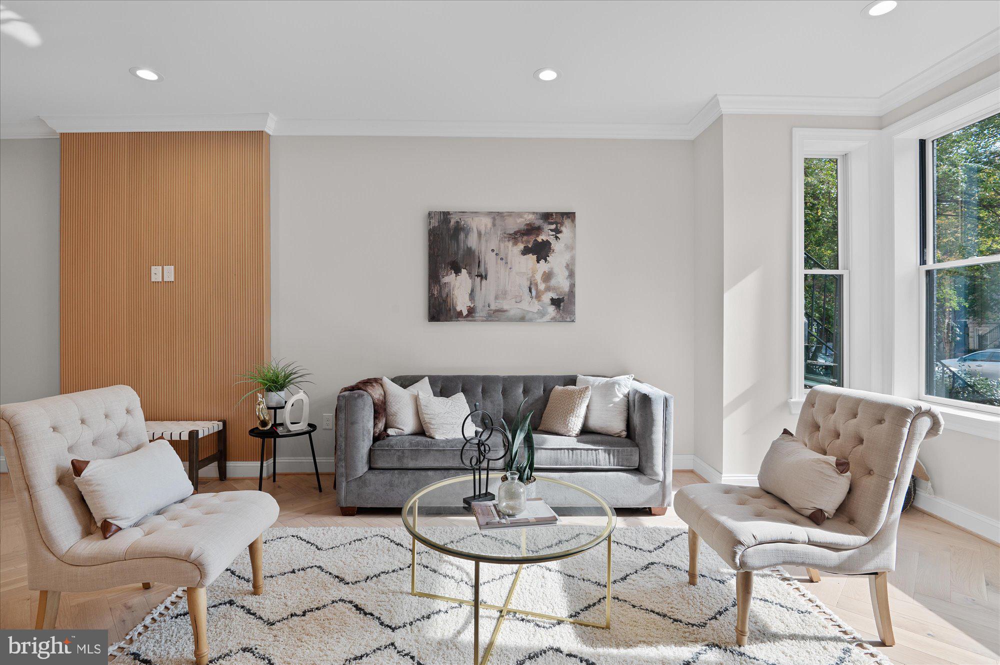 55 R Street Northwest Washington, DC 20001 - Photo 4 of 57