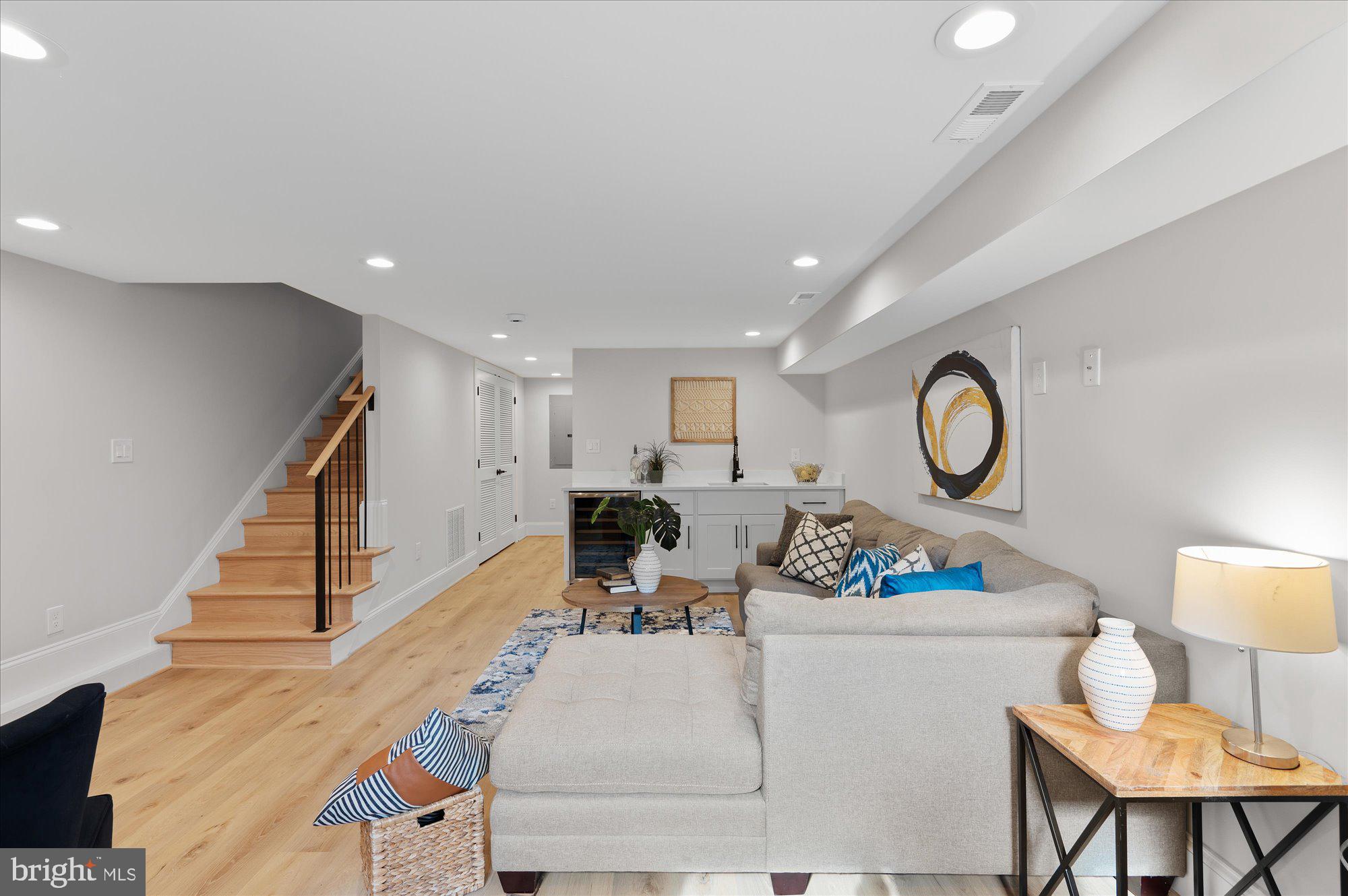 55 R Street Northwest Washington, DC 20001 - Photo 43 of 57